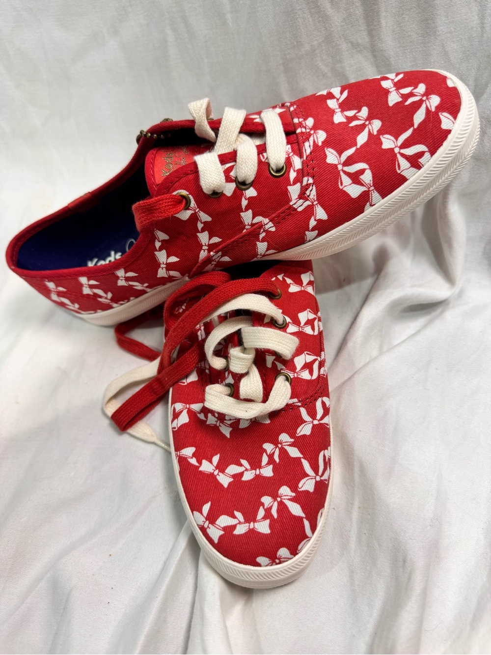 NEW Keds by Taylor Swift sneakers red bows 6.5